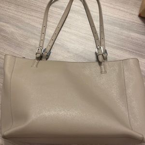 Tory Burch Multi Compartment Tote Bag